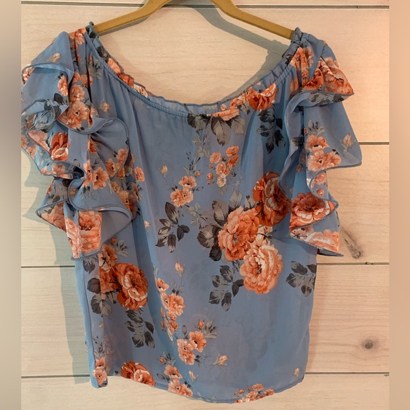 Off the shoulder floral top - Picture 4 of 4